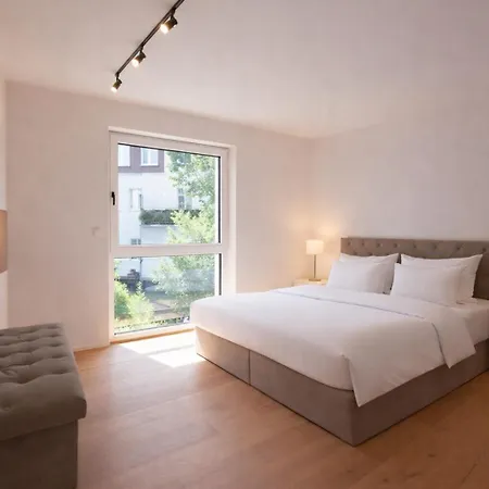 Apartmán Modernes Stadthaus - Perfekt Fuer Business Projektteams & Familien *