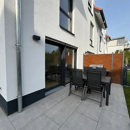 Apartmán Modernes Stadthaus - Perfekt Fuer Business Projektteams & Familien *